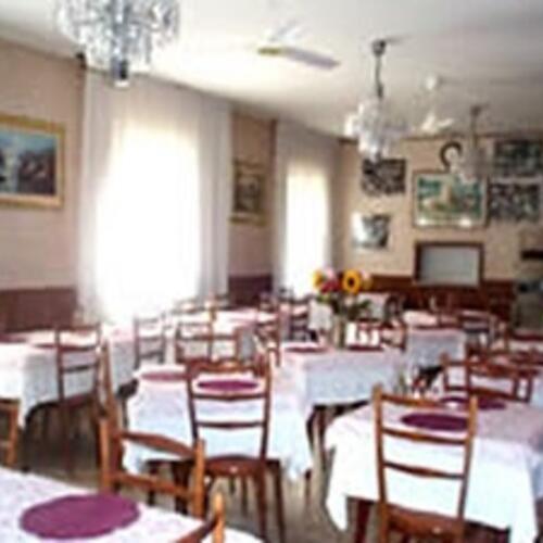 Hotel Rossini Rimini Bagian luar foto