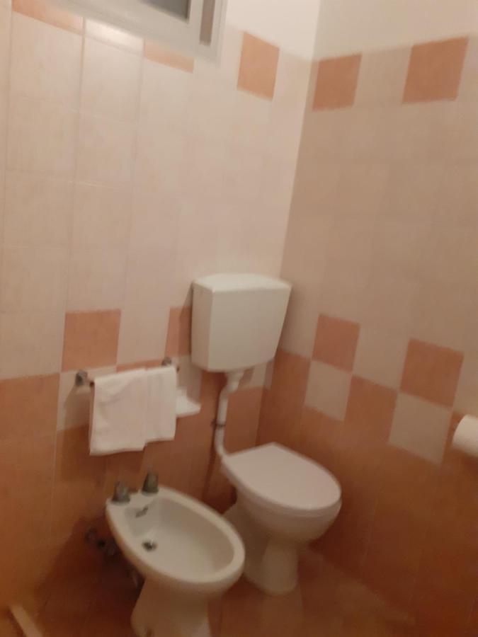 Hotel Rossini Rimini Bagian luar foto